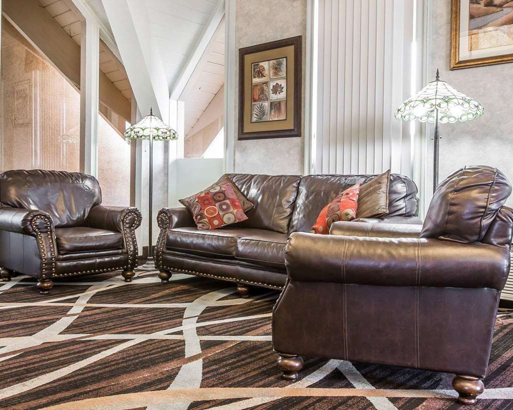 Quality Inn & Suites Near I-480 And I-29 Council Bluffs Inreriör bild